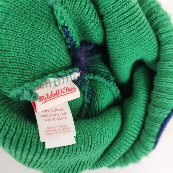 Mitchell & Ness Vancouver Canucks Acrylic Knit Pom Pom Beanie Skully Hat - Picture 5 of 6